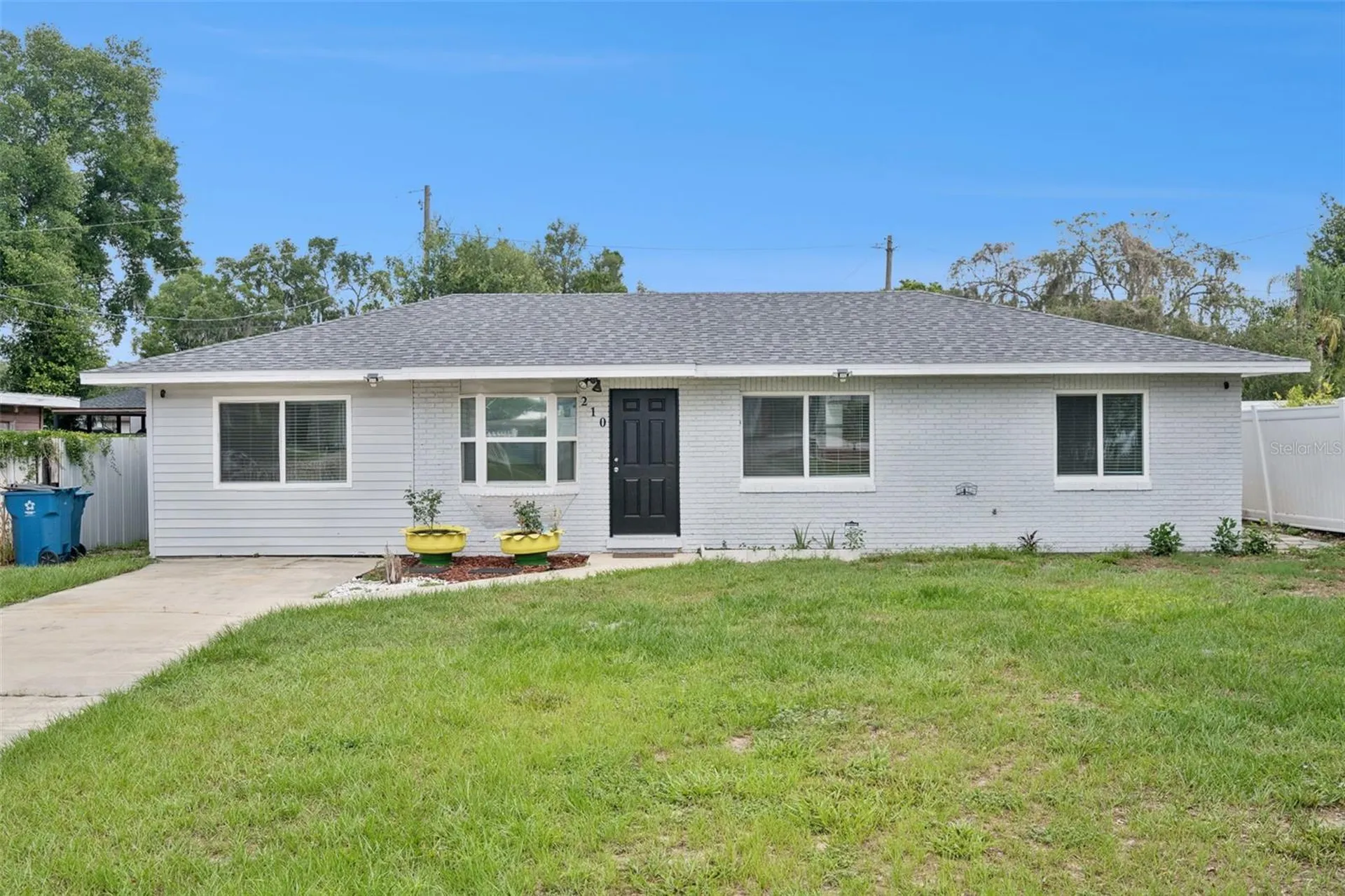210 E Palm Street Davenport FL 33837