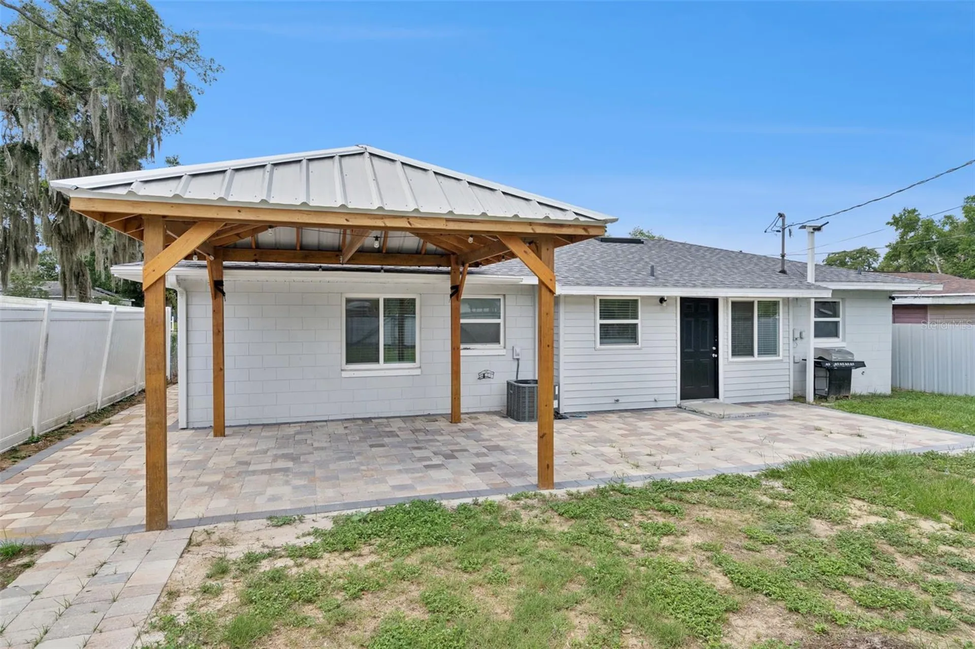 210 E Palm Street Davenport FL 33837