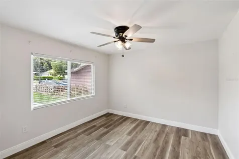 210 E Palm Street Davenport FL 33837