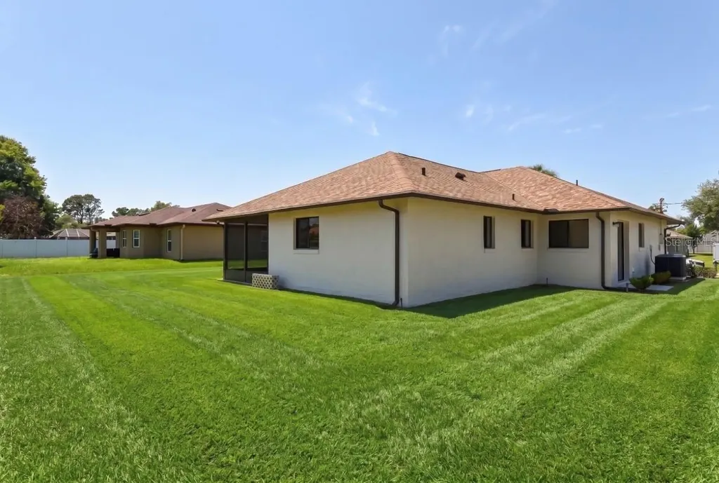 17 Fenwick Lane Palm Coast FL 32137