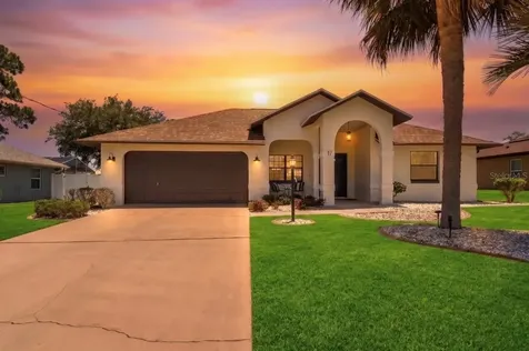 17 Fenwick Lane Palm Coast FL 32137