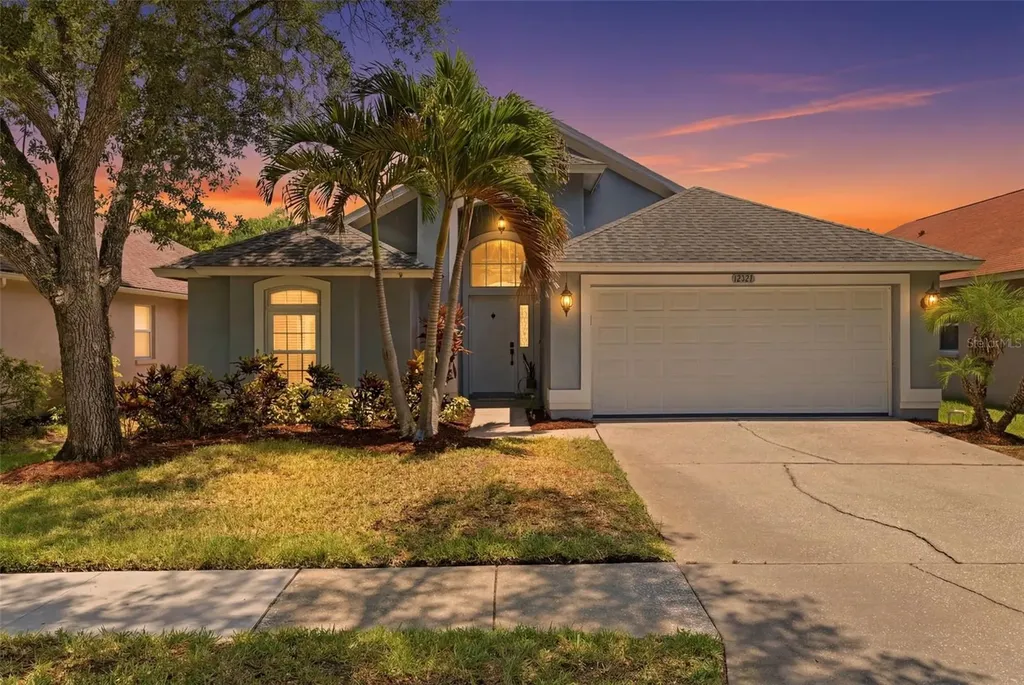 12327 Glenfield Avenue Tampa FL 33626