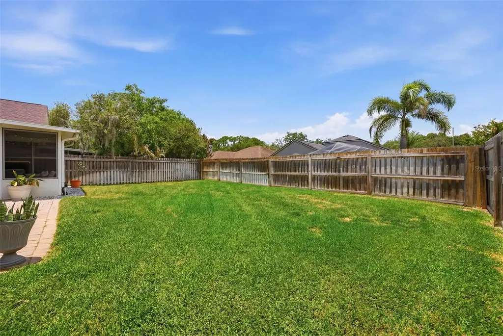 12327 Glenfield Avenue Tampa FL 33626