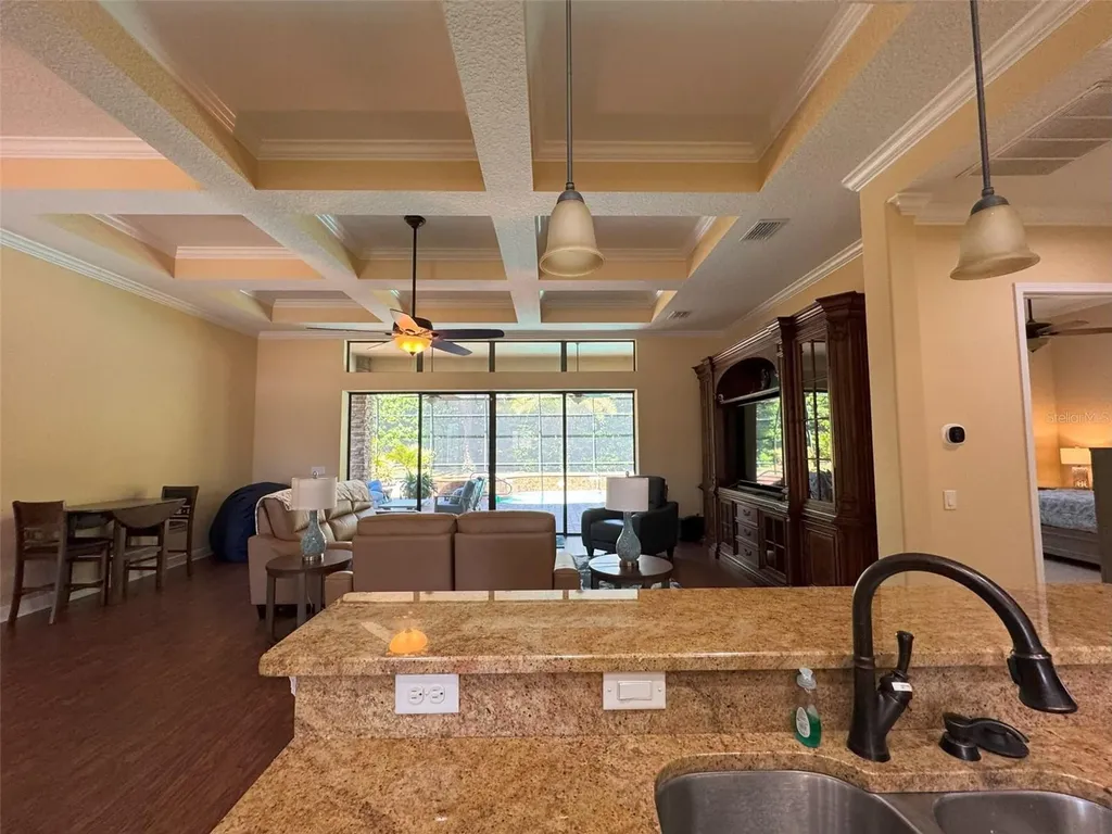 1024 W Beagle Run Loop Hernando FL 34442