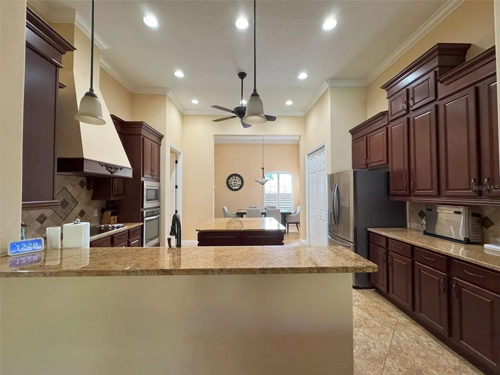 1024 W Beagle Run Loop Hernando FL 34442