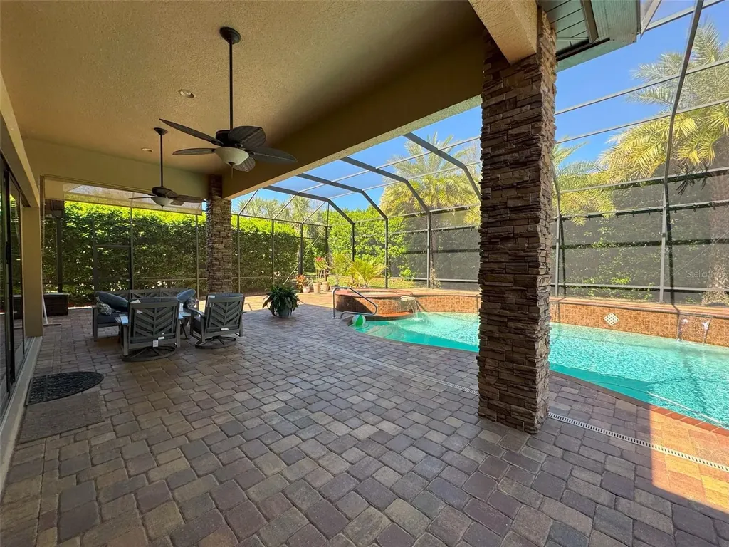 1024 W Beagle Run Loop Hernando FL 34442