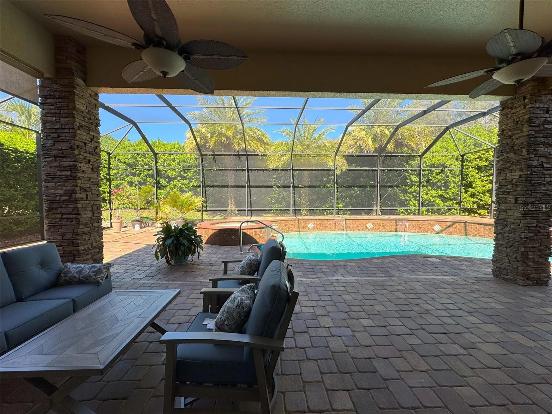 1024 W Beagle Run Loop Hernando FL 34442
