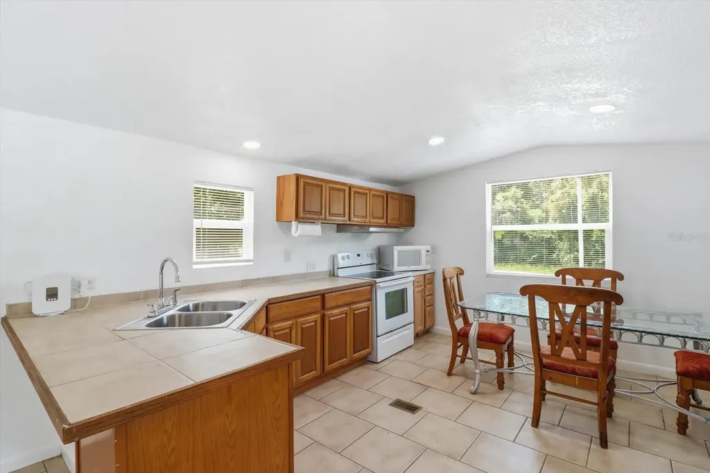 6403 W Tangerine Lane Crystal River FL 34429