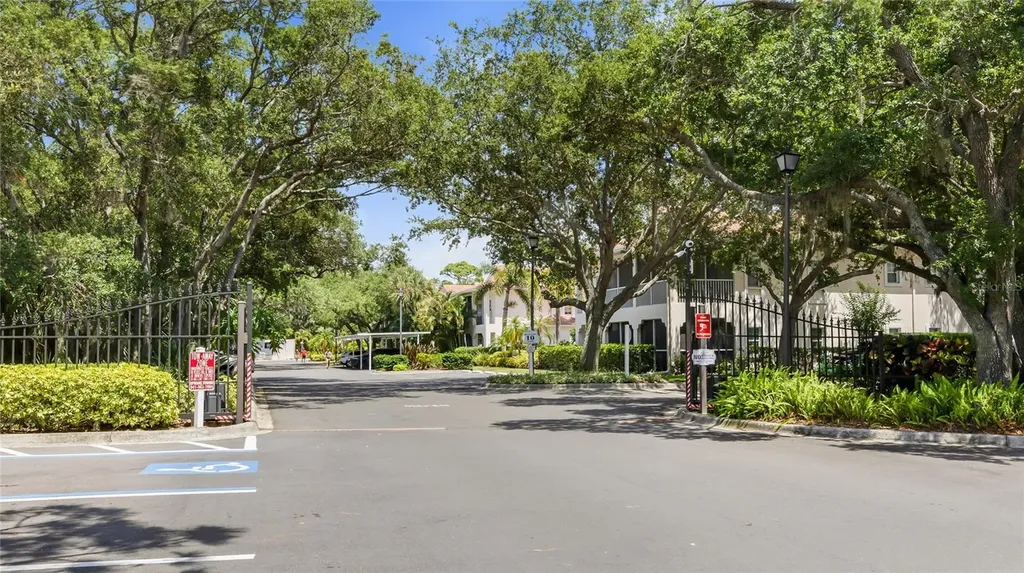 4244 Central Sarasota Parkway Sarasota FL 34238