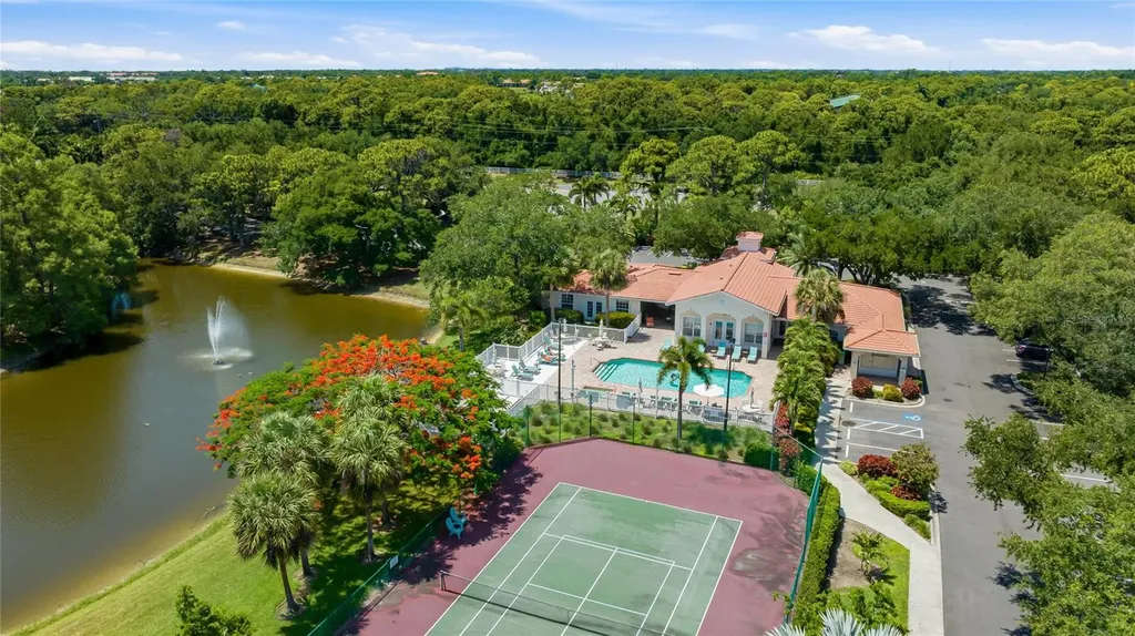 4244 Central Sarasota Parkway Sarasota FL 34238