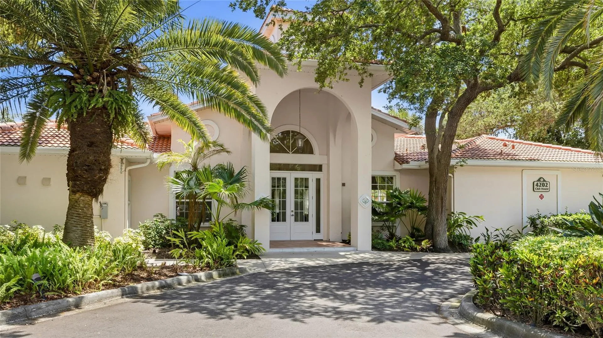 4244 Central Sarasota Parkway Sarasota FL 34238