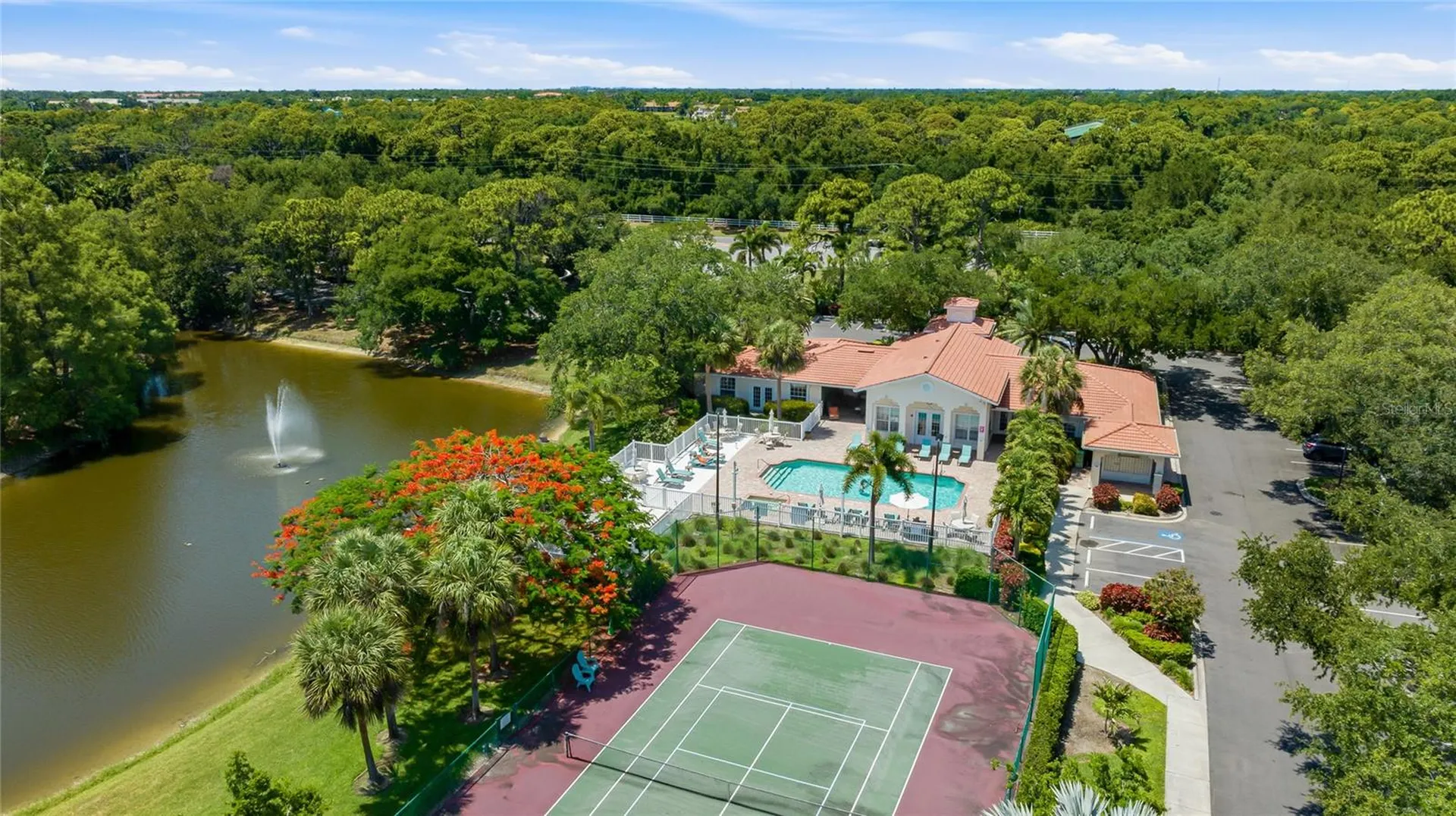 4244 Central Sarasota Parkway Sarasota FL 34238