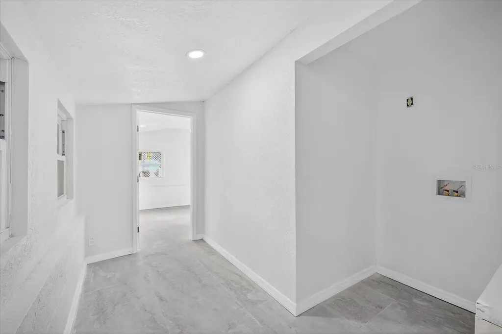 5801 Magnolia Street N St Petersburg FL 33703