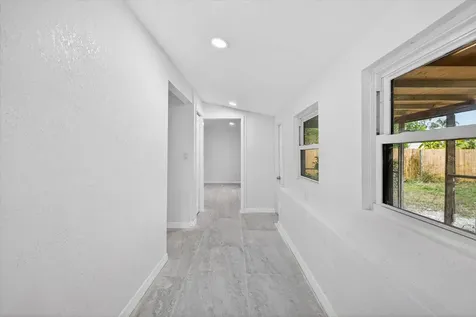 5801 Magnolia Street N St Petersburg FL 33703