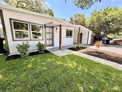 7117 15th Street N St Petersburg FL 33702