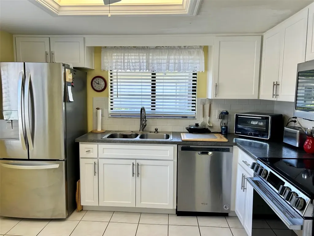 2572 Laurelwood Drive Clearwater FL 33763