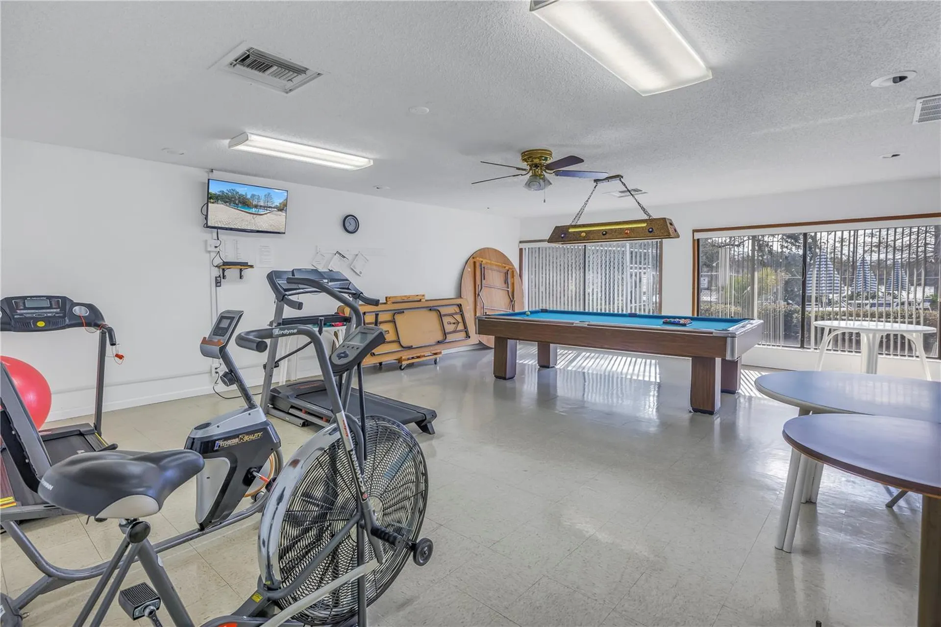 2572 Laurelwood Drive Clearwater FL 33763