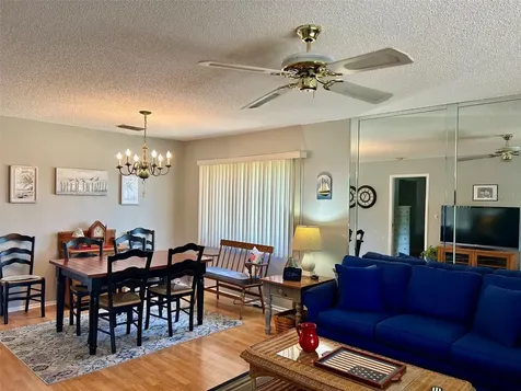 2572 Laurelwood Drive Clearwater FL 33763