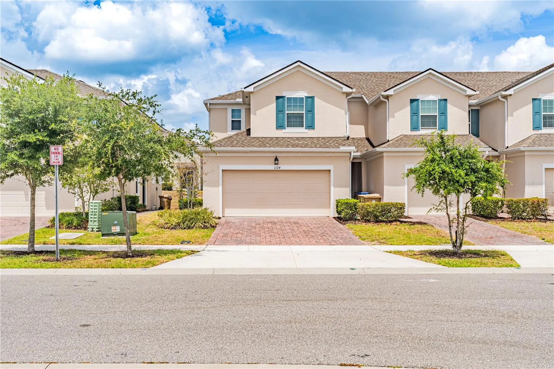 1124 Lakeshore Breeze Place Kissimmee FL 34747