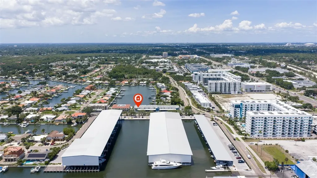 3717 46th Avenue S St Petersburg FL 33711