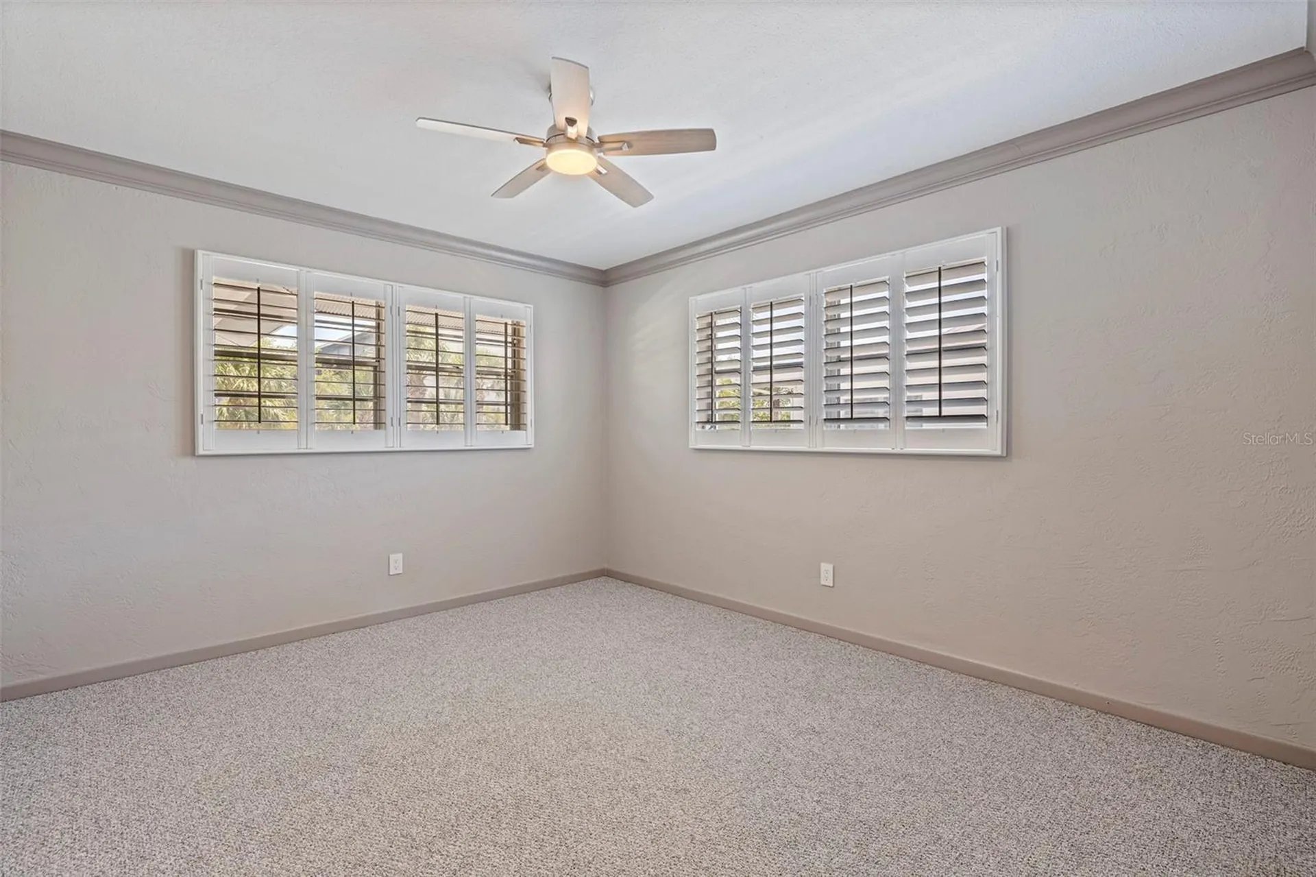 3717 46th Avenue S St Petersburg FL 33711