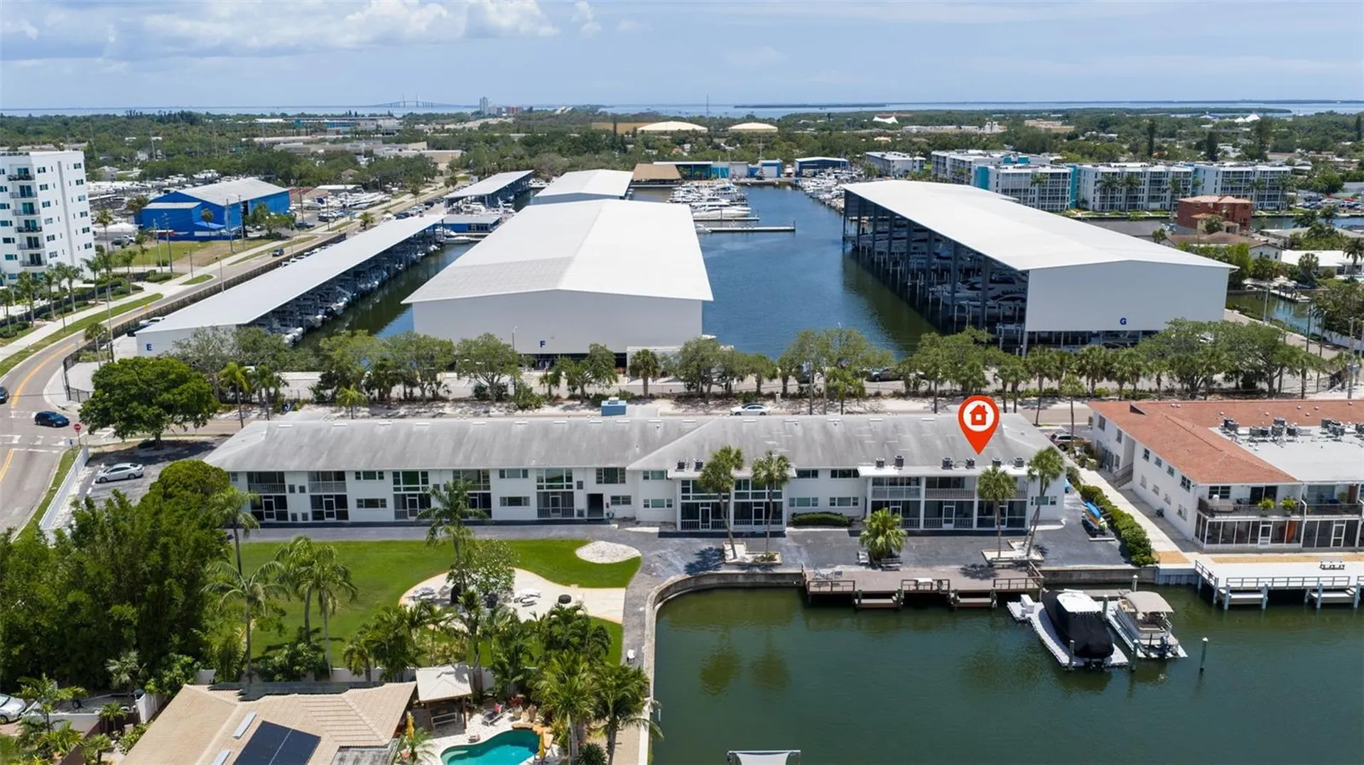3717 46th Avenue S St Petersburg FL 33711