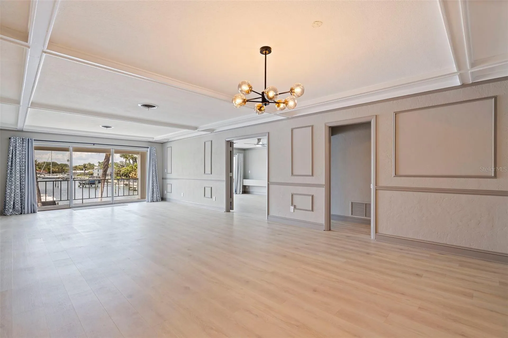 3717 46th Avenue S St Petersburg FL 33711
