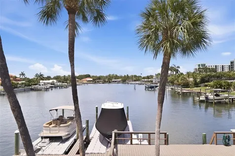3717 46th Avenue S St Petersburg FL 33711