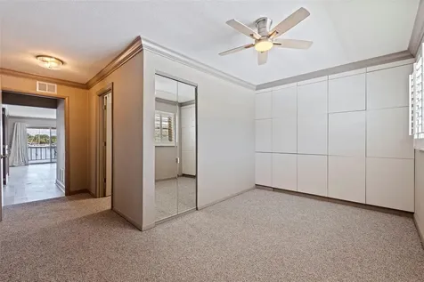 3717 46th Avenue S St Petersburg FL 33711
