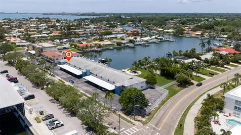 3717 46th Avenue S St Petersburg FL 33711