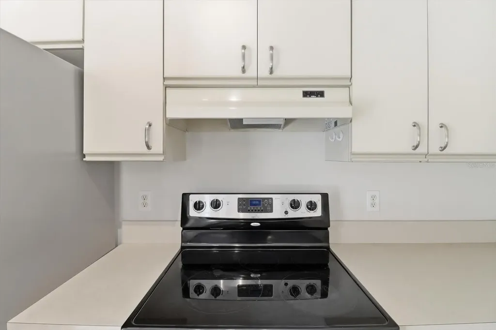 826 W Cockatiel Loop Hernando FL 34442