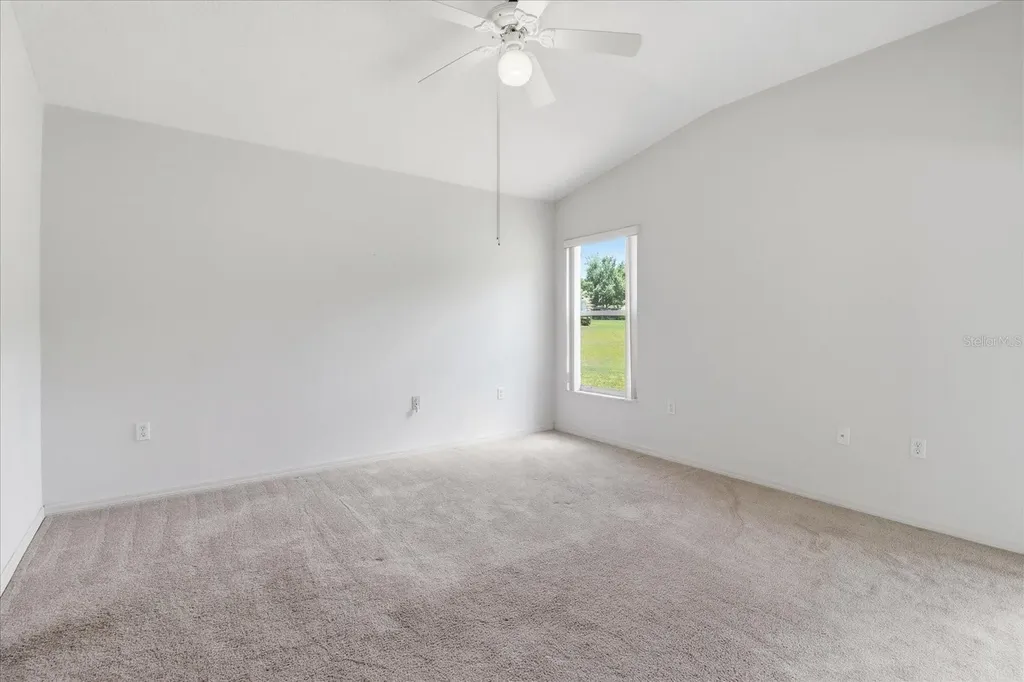 826 W Cockatiel Loop Hernando FL 34442