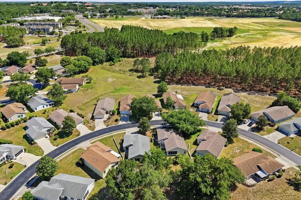826 W Cockatiel Loop Hernando FL 34442