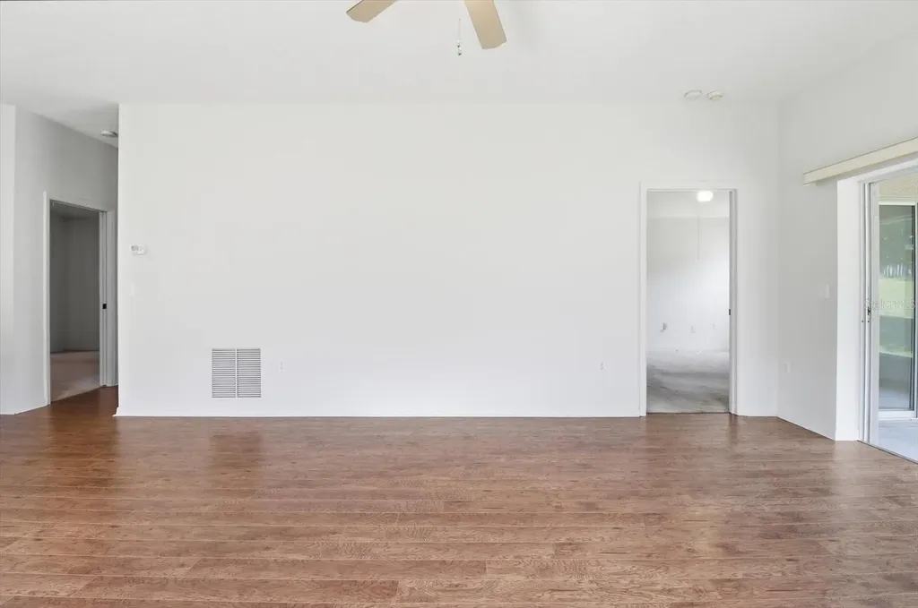 826 W Cockatiel Loop Hernando FL 34442