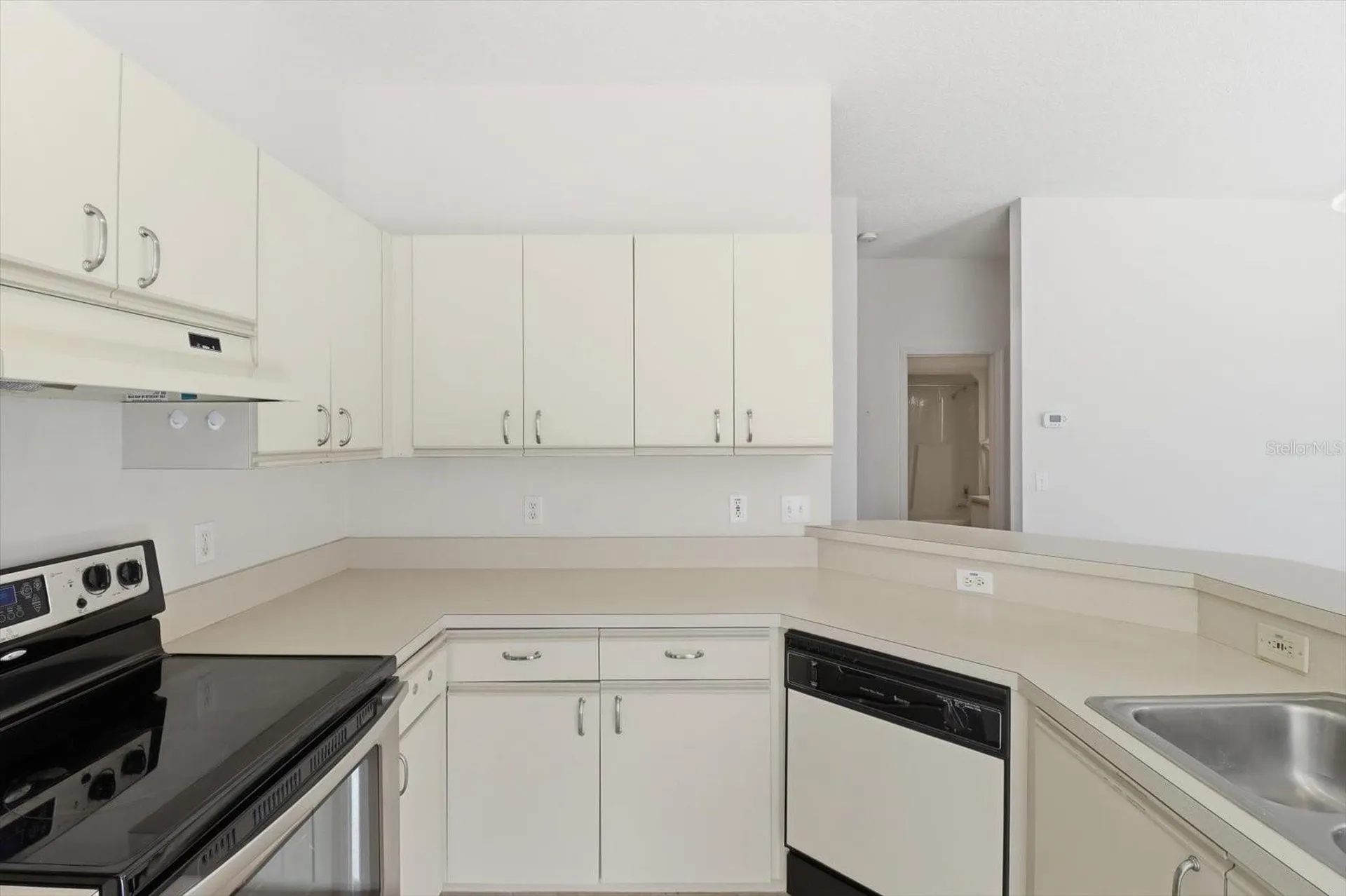 826 W Cockatiel Loop Hernando FL 34442
