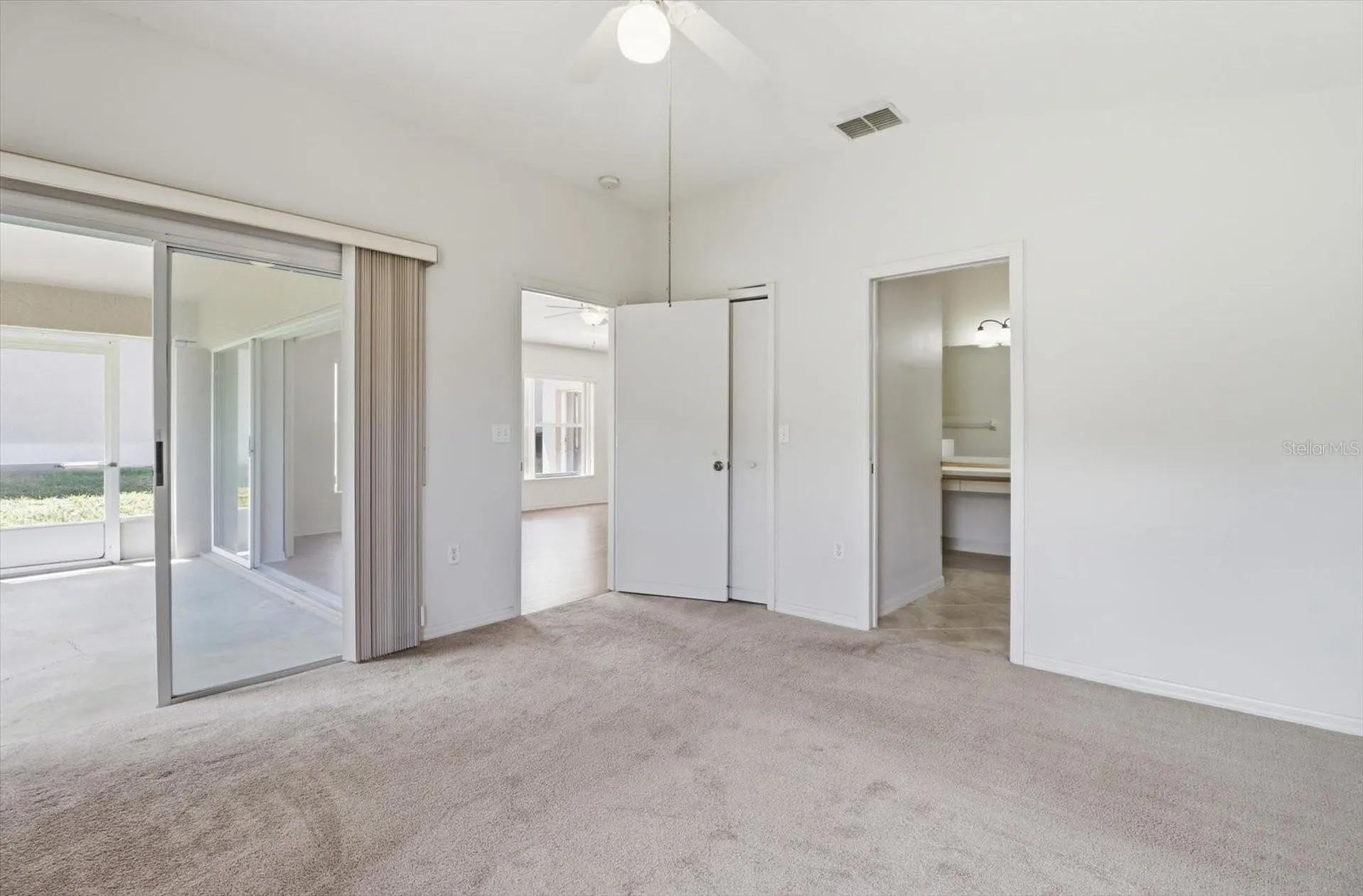 826 W Cockatiel Loop Hernando FL 34442