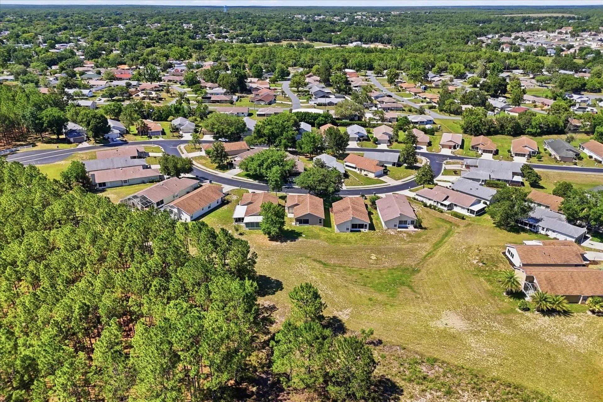 826 W Cockatiel Loop Hernando FL 34442