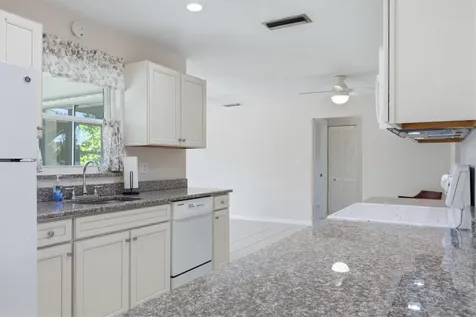 930 W Kathy Court Venice FL 34293