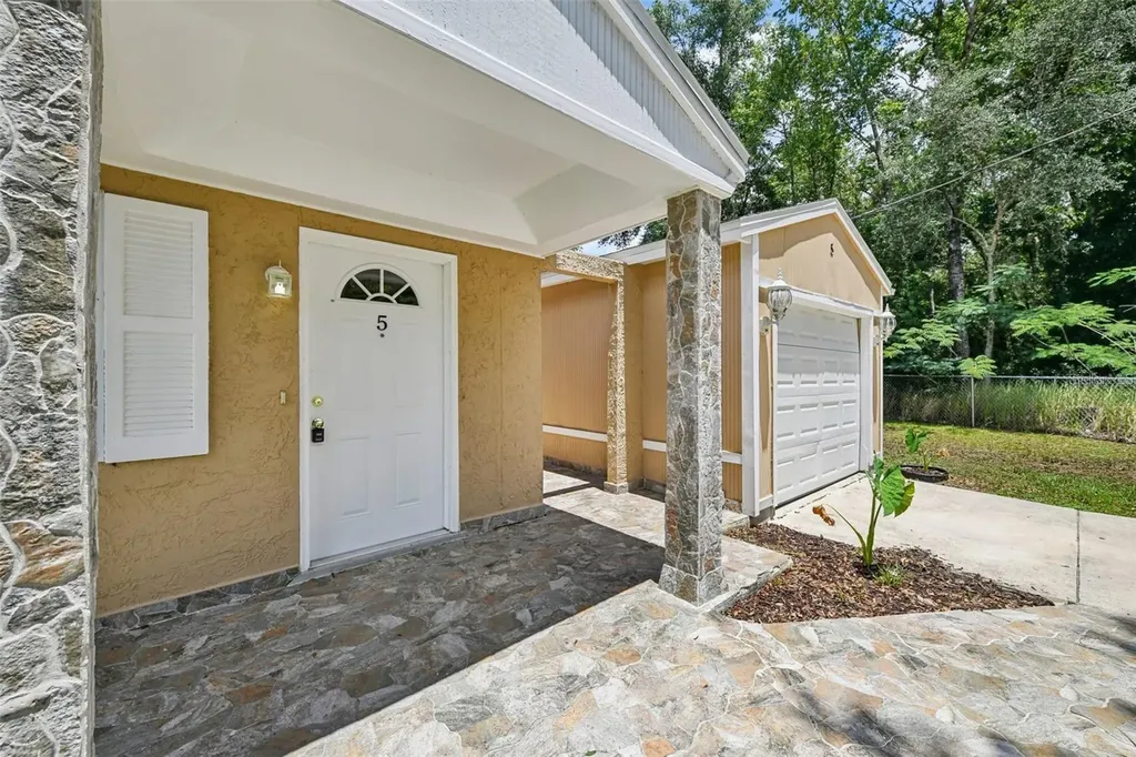 5 Cedar Lane Ocala FL 34472