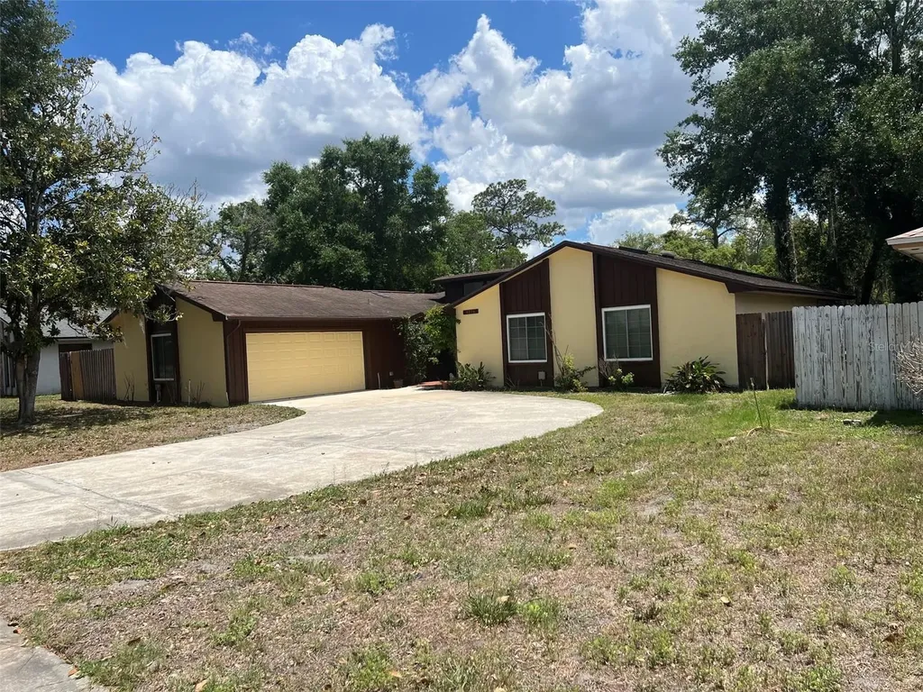 4576 North Lane Orlando FL 32808