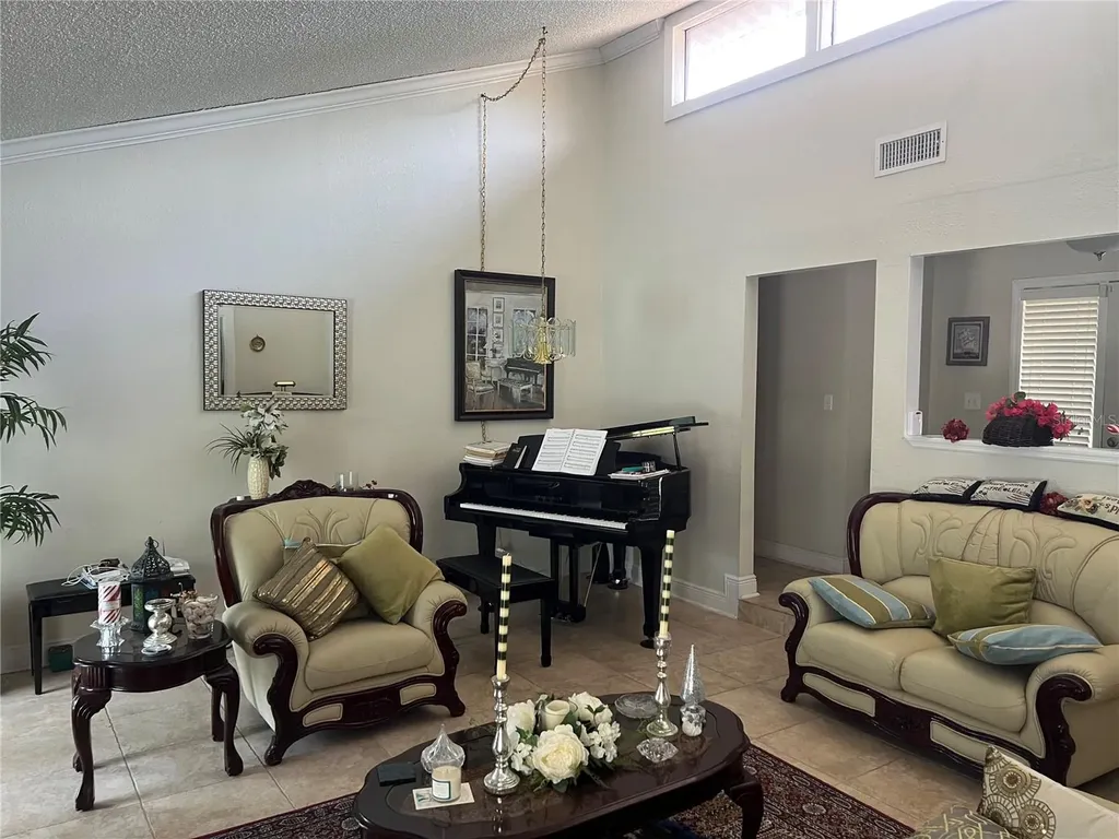 4576 North Lane Orlando FL 32808