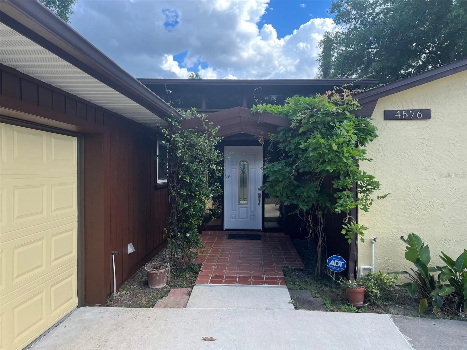 4576 North Lane Orlando FL 32808