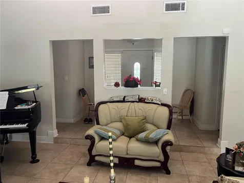 4576 North Lane Orlando FL 32808