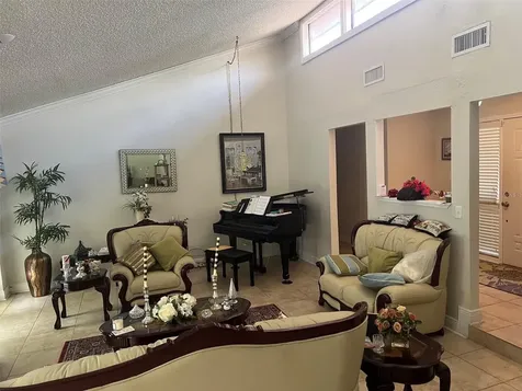 4576 North Lane Orlando FL 32808