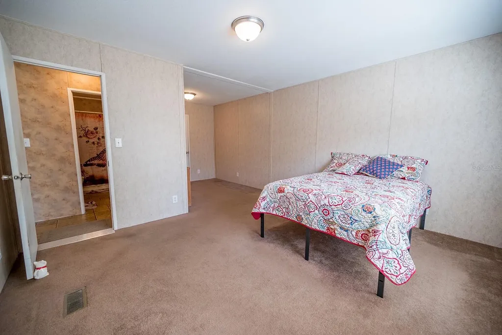 21800 SW 15th Avenue Newberry FL 32669