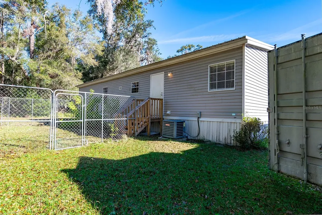 21800 SW 15th Avenue Newberry FL 32669
