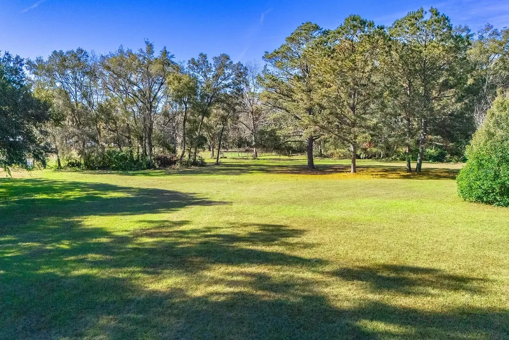 21800 SW 15th Avenue Newberry FL 32669