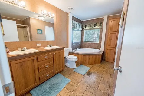 21800 SW 15th Avenue Newberry FL 32669