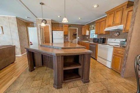 21800 SW 15th Avenue Newberry FL 32669