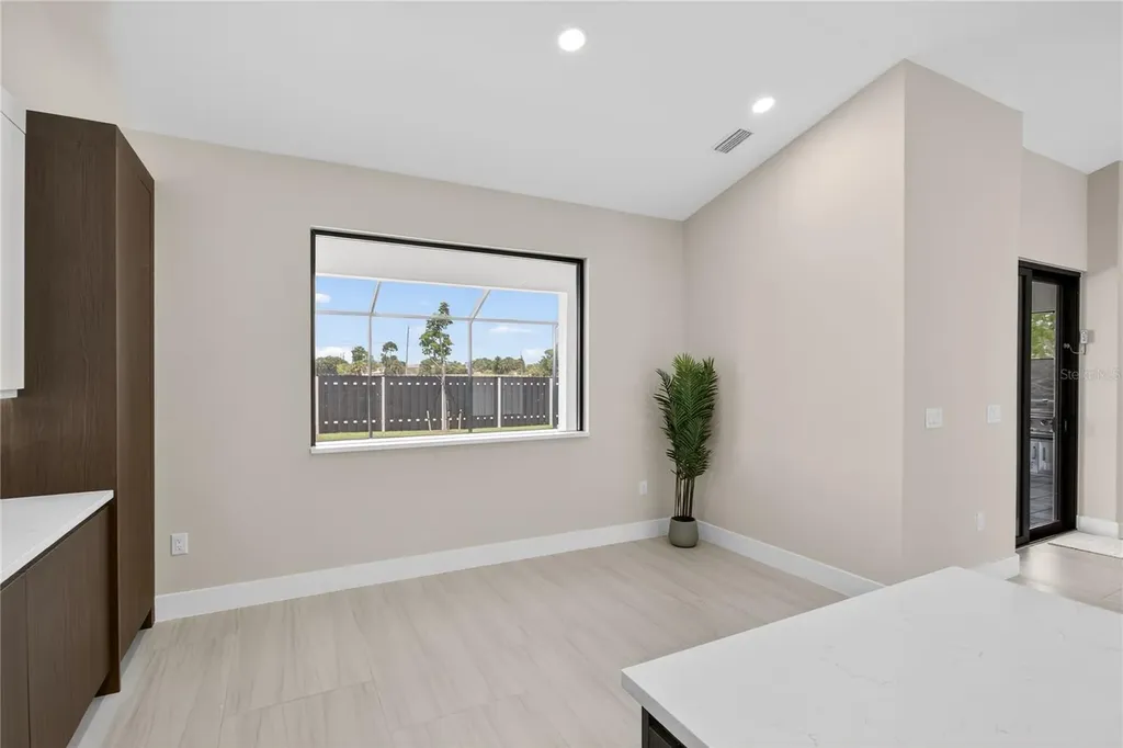 819 SW 16th Terrace Cape Coral FL 33991